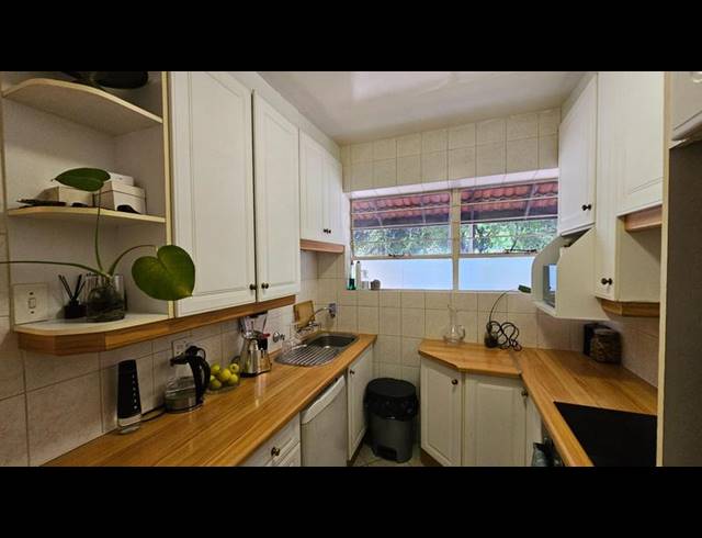 1 BEDROOM APARTMENT FOR SALE IN PARKMORE